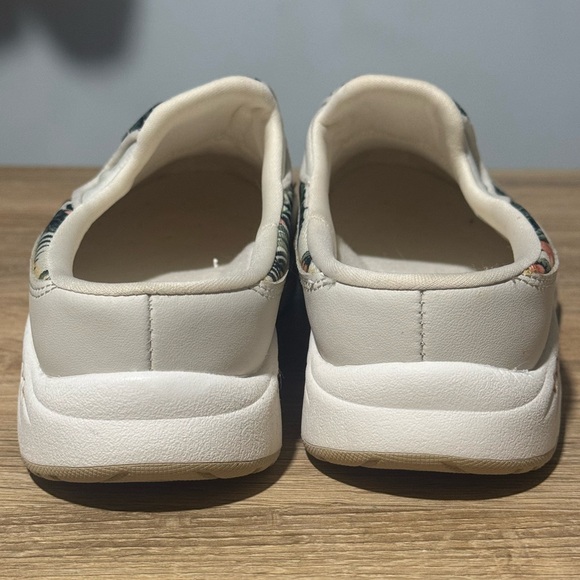 Easy spirit Travel time slip on mule clog sneakers tropical floral size 8 wide - Picture 5 of 9